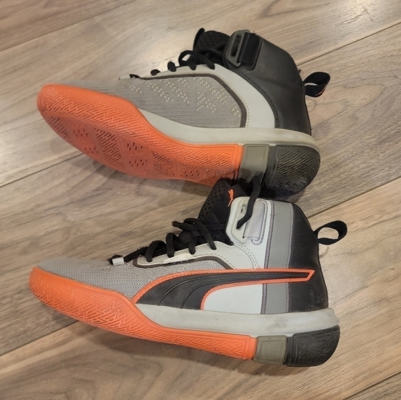 Youth Puma High Tops - Picture 5 of 10